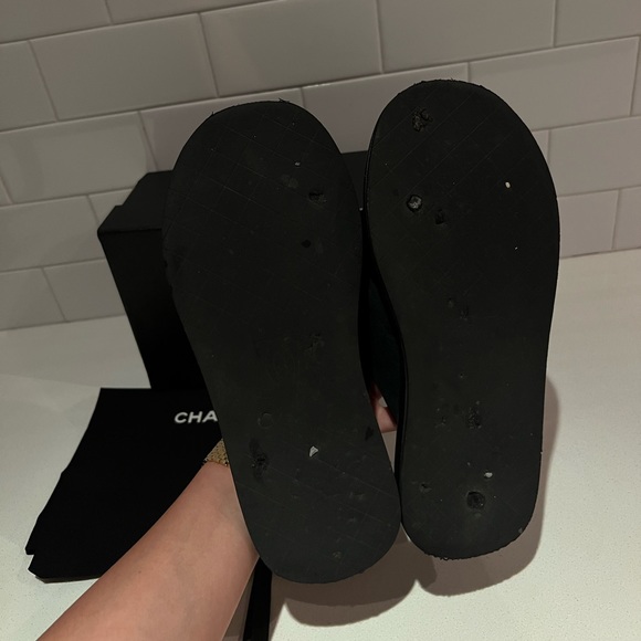 CHANEL WOMENS PUFFY SANDAL BLACK - Picture 11 of 13